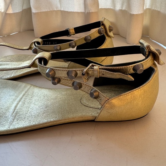 Balenciaga Leather Studded Accent 'City' Strappy Gold Sandals, size 41 - Picture 5 of 5